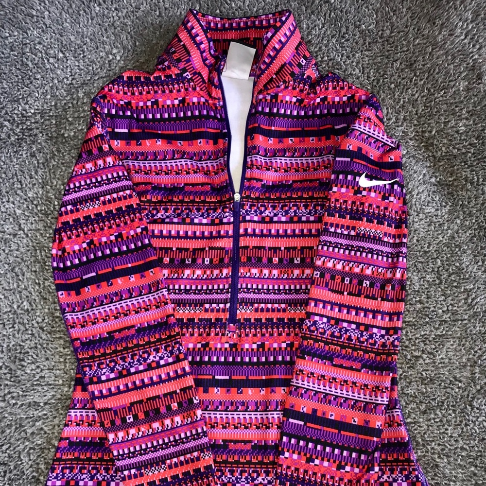 Women’s Nike half zip